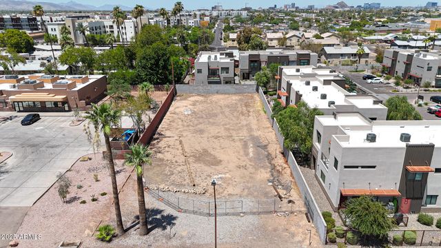 1272 S PRICE Road 80, Tempe, AZ 85281