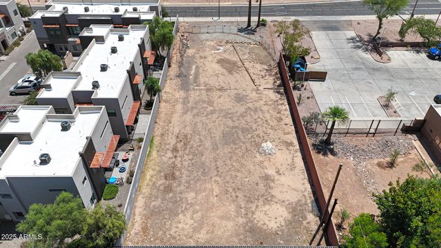 1272 S PRICE Road 80, Tempe, AZ 85281