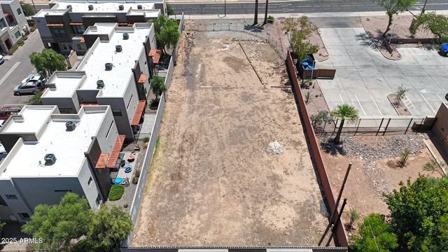 1272 S PRICE Road 80, Tempe, AZ 85281