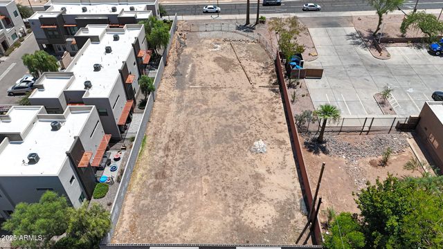 1272 S PRICE Road 80, Tempe, AZ 85281