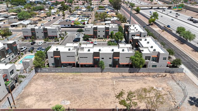1272 S PRICE Road 80, Tempe, AZ 85281