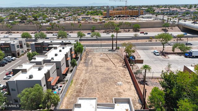 1272 S PRICE Road 80, Tempe, AZ 85281