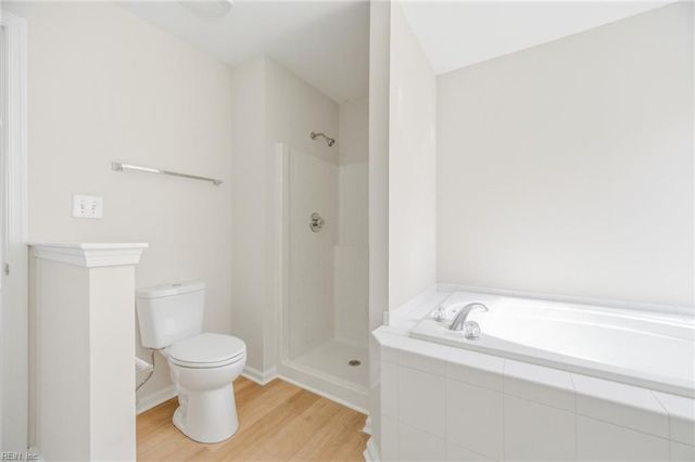 4126 River Breeze CIR, Chesapeake, VA 23321