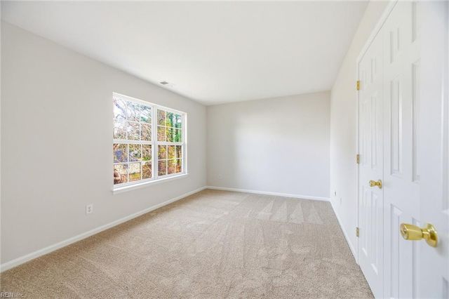 4126 River Breeze CIR, Chesapeake, VA 23321