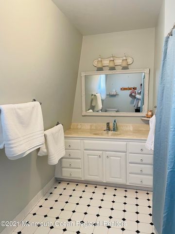 506 Monmouth Avenue, Spring Lake, NJ 07762