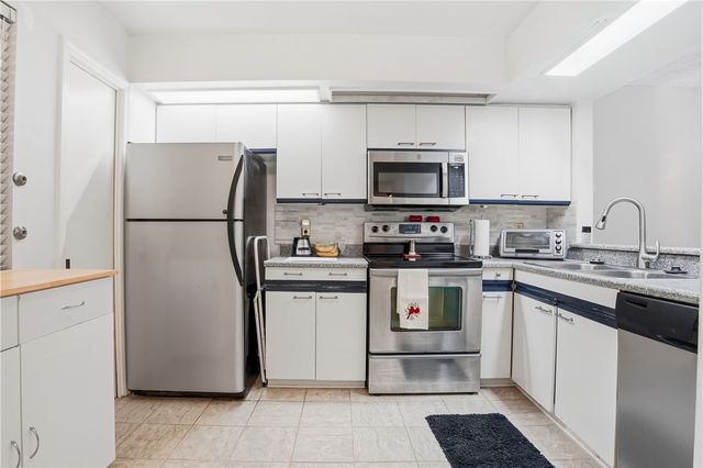 892 Wimbledon Drive, St Simons Island, GA 31522