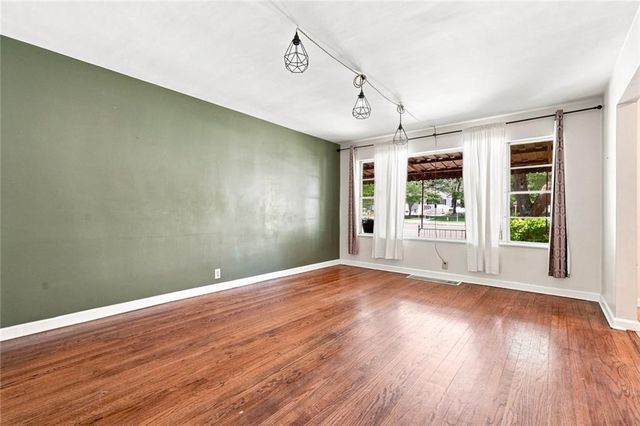 1515 Beech Valley Way NE, Atlanta, GA 30306