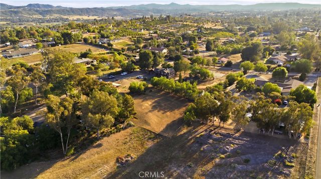 29271 The Yellow Brick, Valley Center, CA 92082