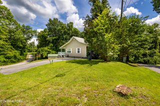 460 Red Bud Lane, Sevierville, TN 37876