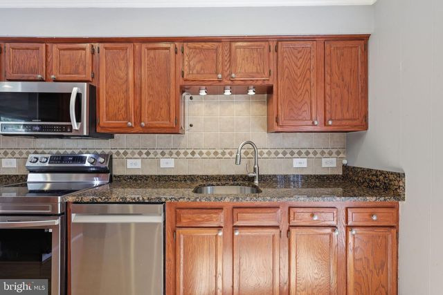 33 BRYANT BLVD, Stafford, VA 22556
