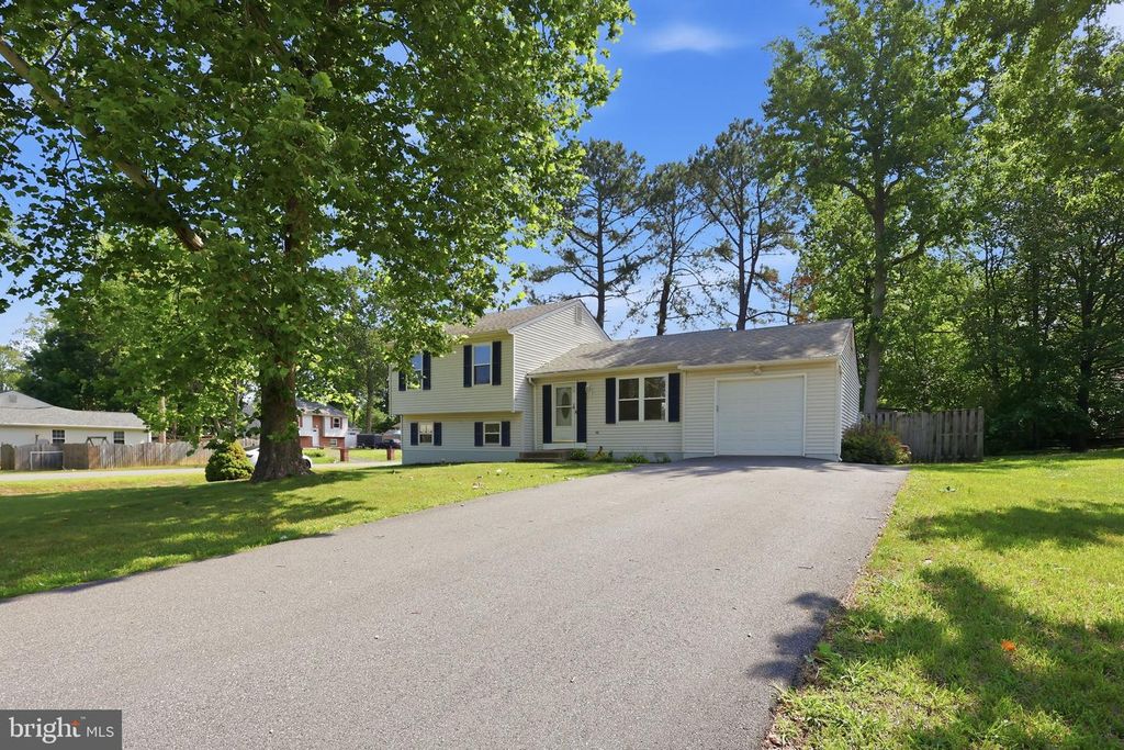 33 BRYANT BLVD, Stafford, VA 22556