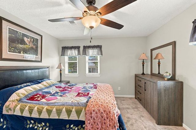 602 Renaldo Street, Dickinson, TX 77539