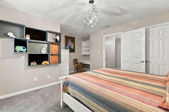 602 Renaldo Street, Dickinson, TX 77539