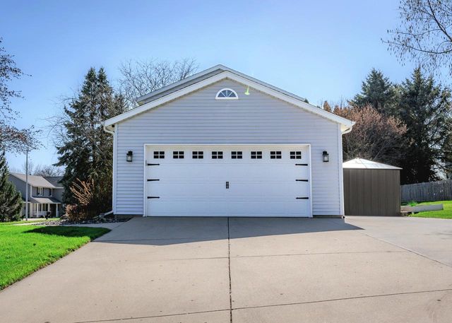 1148 Riverbend DRIVE, Hartford, WI 53027