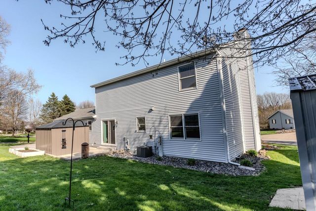 1148 Riverbend DRIVE, Hartford, WI 53027