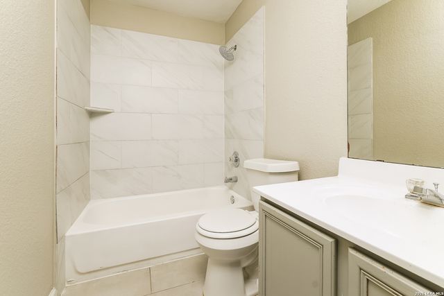 2322 Pue, San Antonio, TX 78245