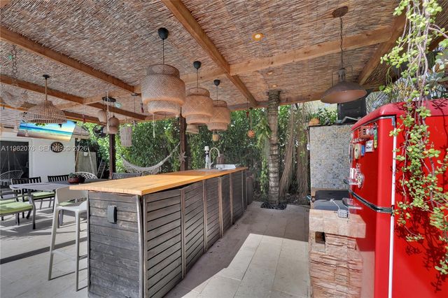 12203 Melissa Way, Cooper City, FL 33026