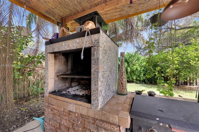 12203 Melissa Way, Cooper City, FL 33026