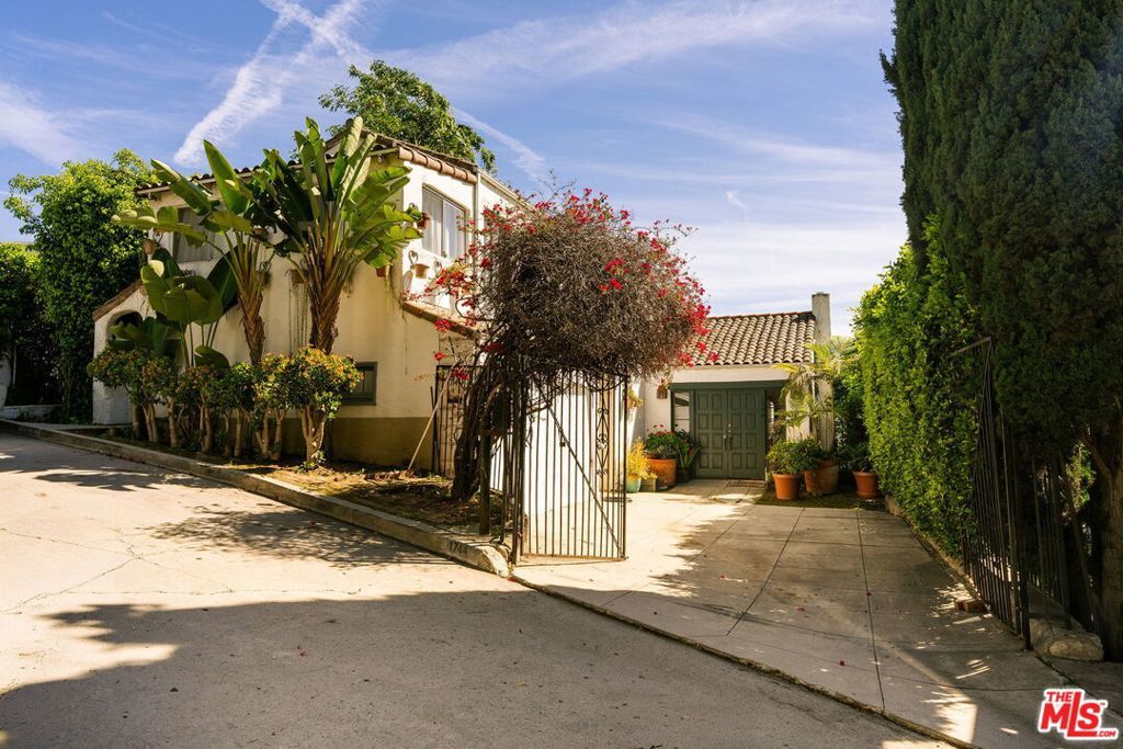1744 Webster Avenue, Los Angeles, CA 90026 — photo 2
