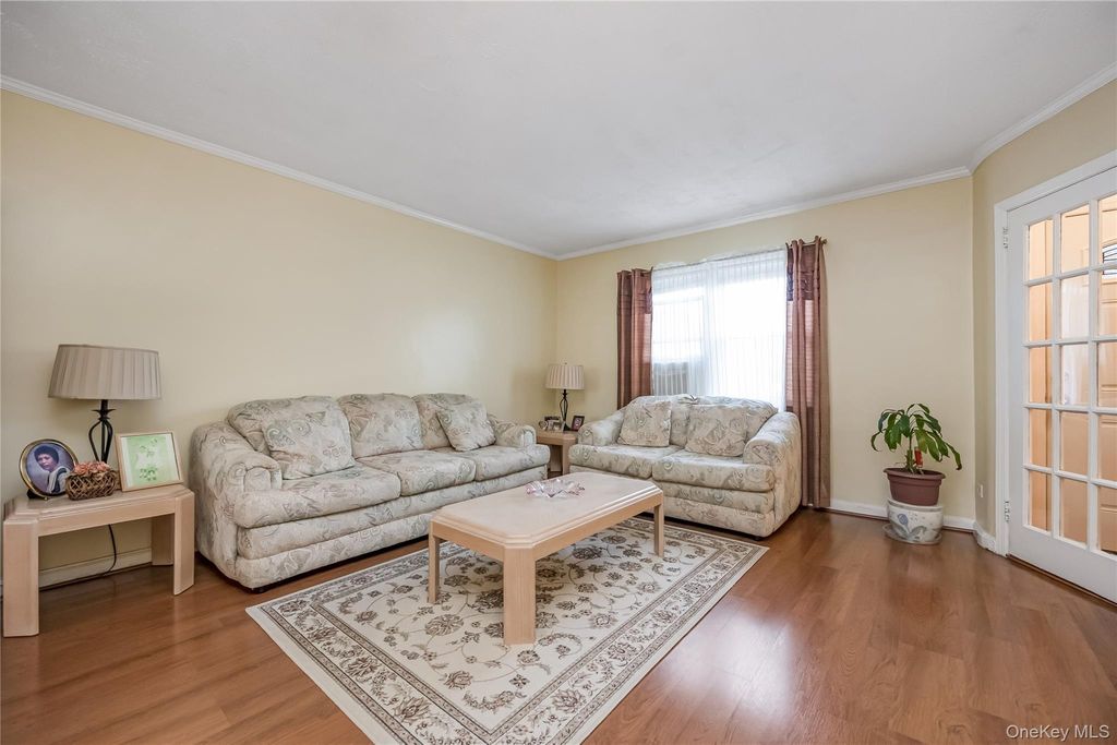 22533 Murdock Avenue, Cambria Heights, NY 11429 — photo 4