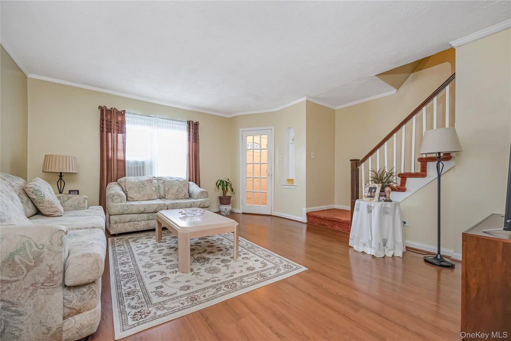 22533 Murdock Avenue, Cambria Heights, NY 11429 — photo 5