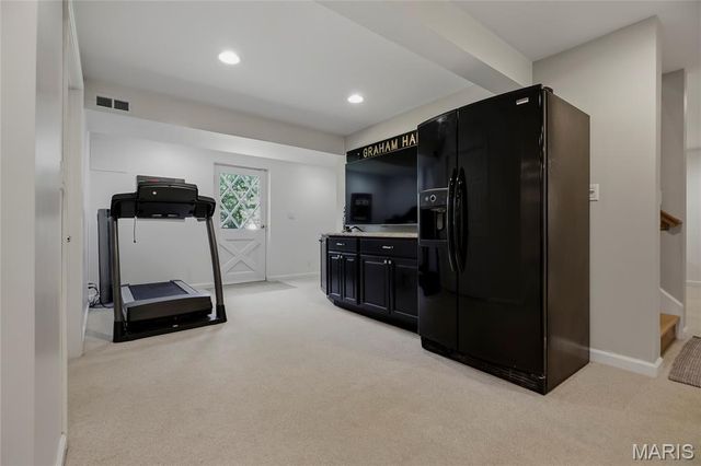 9333 Lincoln Drive, Sunset Hills, MO 63127
