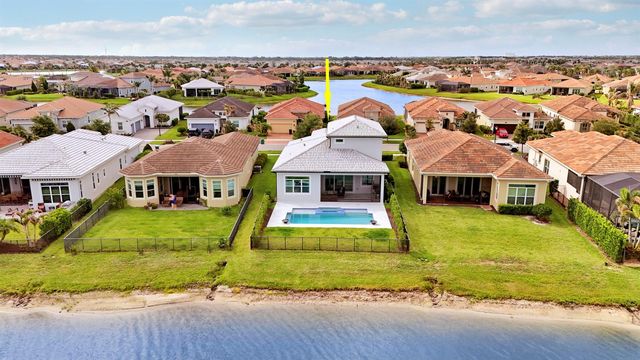 8852 SW Montova Way, Port St. Lucie, FL 34987