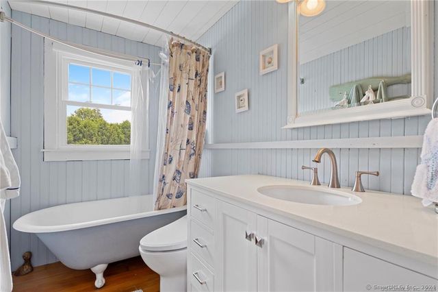 36 White Sands Beach Road, Old Lyme, CT 06371