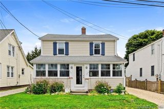 36 White Sands Beach Road, Old Lyme, CT 06371