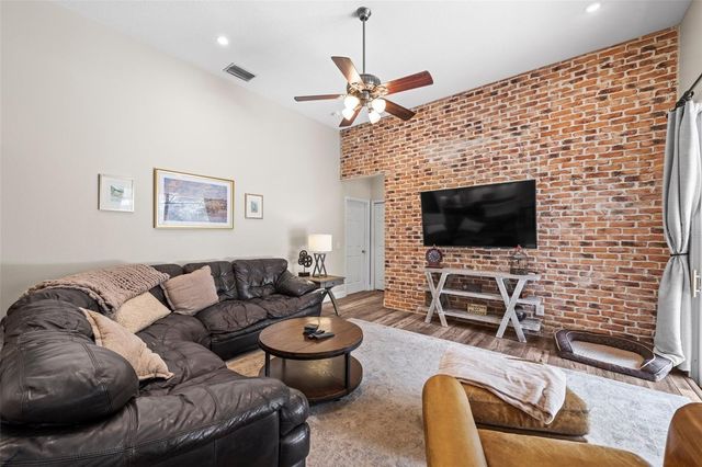 743 STONECREST DRIVE, Sarasota, FL 34232