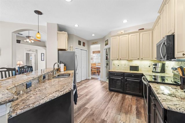 743 STONECREST DRIVE, Sarasota, FL 34232