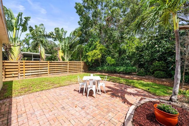 743 STONECREST DRIVE, Sarasota, FL 34232