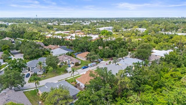 743 STONECREST DRIVE, Sarasota, FL 34232