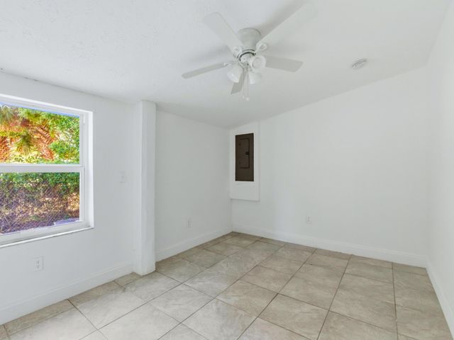 607 N 19th Street, Fort Pierce, FL 34950