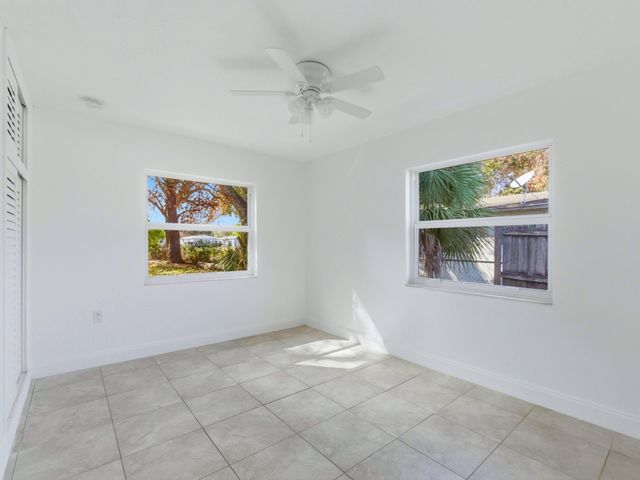 607 N 19th Street, Fort Pierce, FL 34950