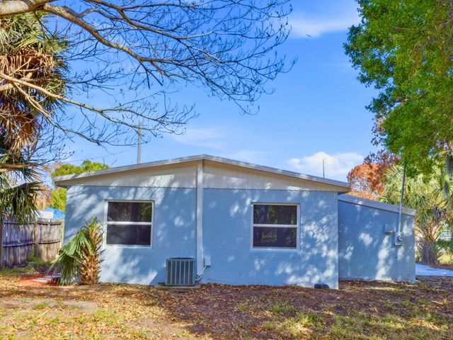 607 N 19th Street, Fort Pierce, FL 34950
