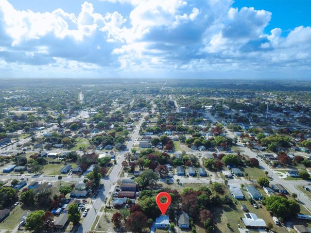 607 N 19th Street, Fort Pierce, FL 34950