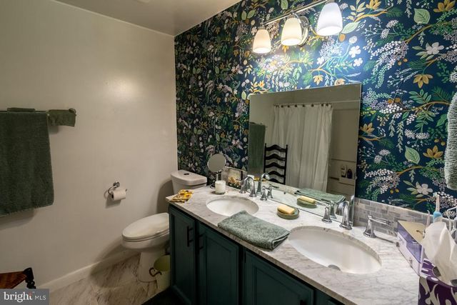 286 FALLING SPRING RD, Shepherdstown, WV 25443