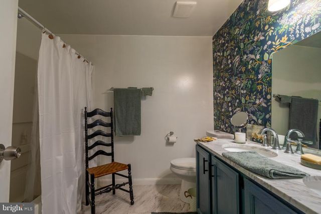 286 FALLING SPRING RD, Shepherdstown, WV 25443