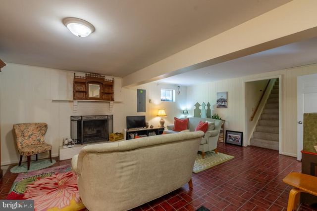 286 FALLING SPRING RD, Shepherdstown, WV 25443