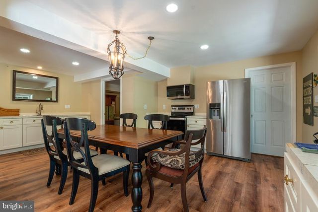 286 FALLING SPRING RD, Shepherdstown, WV 25443