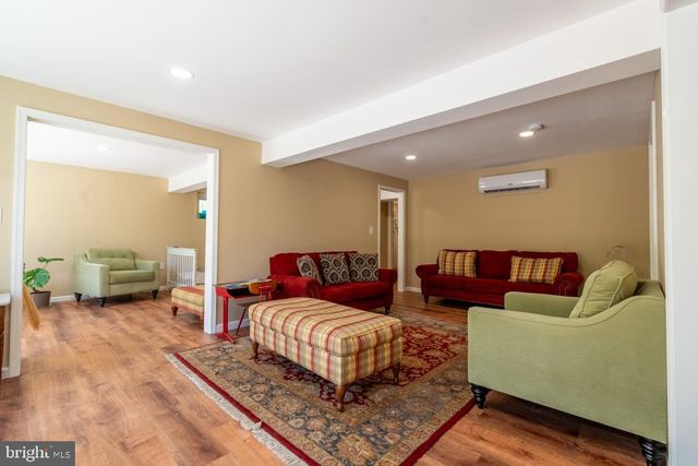 286 FALLING SPRING RD, Shepherdstown, WV 25443