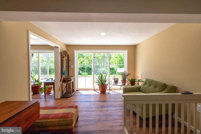 286 FALLING SPRING RD, Shepherdstown, WV 25443