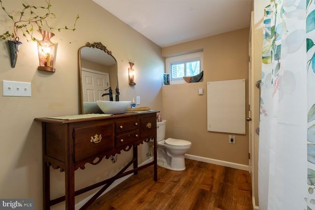 286 FALLING SPRING RD, Shepherdstown, WV 25443