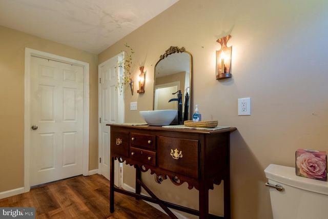 286 FALLING SPRING RD, Shepherdstown, WV 25443