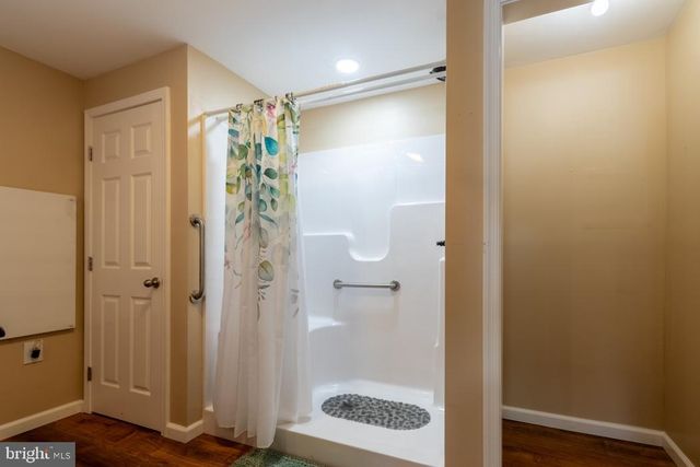 286 FALLING SPRING RD, Shepherdstown, WV 25443