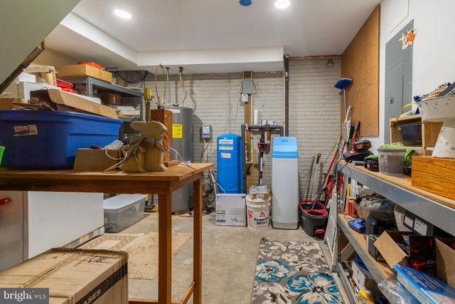 286 FALLING SPRING RD, Shepherdstown, WV 25443