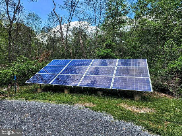 286 FALLING SPRING RD, Shepherdstown, WV 25443