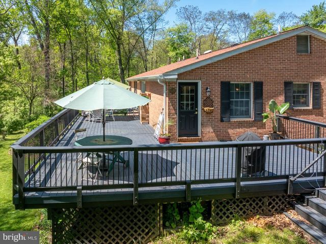 286 FALLING SPRING RD, Shepherdstown, WV 25443