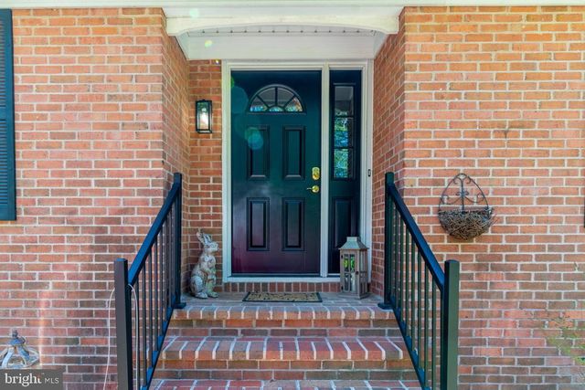 286 FALLING SPRING RD, Shepherdstown, WV 25443